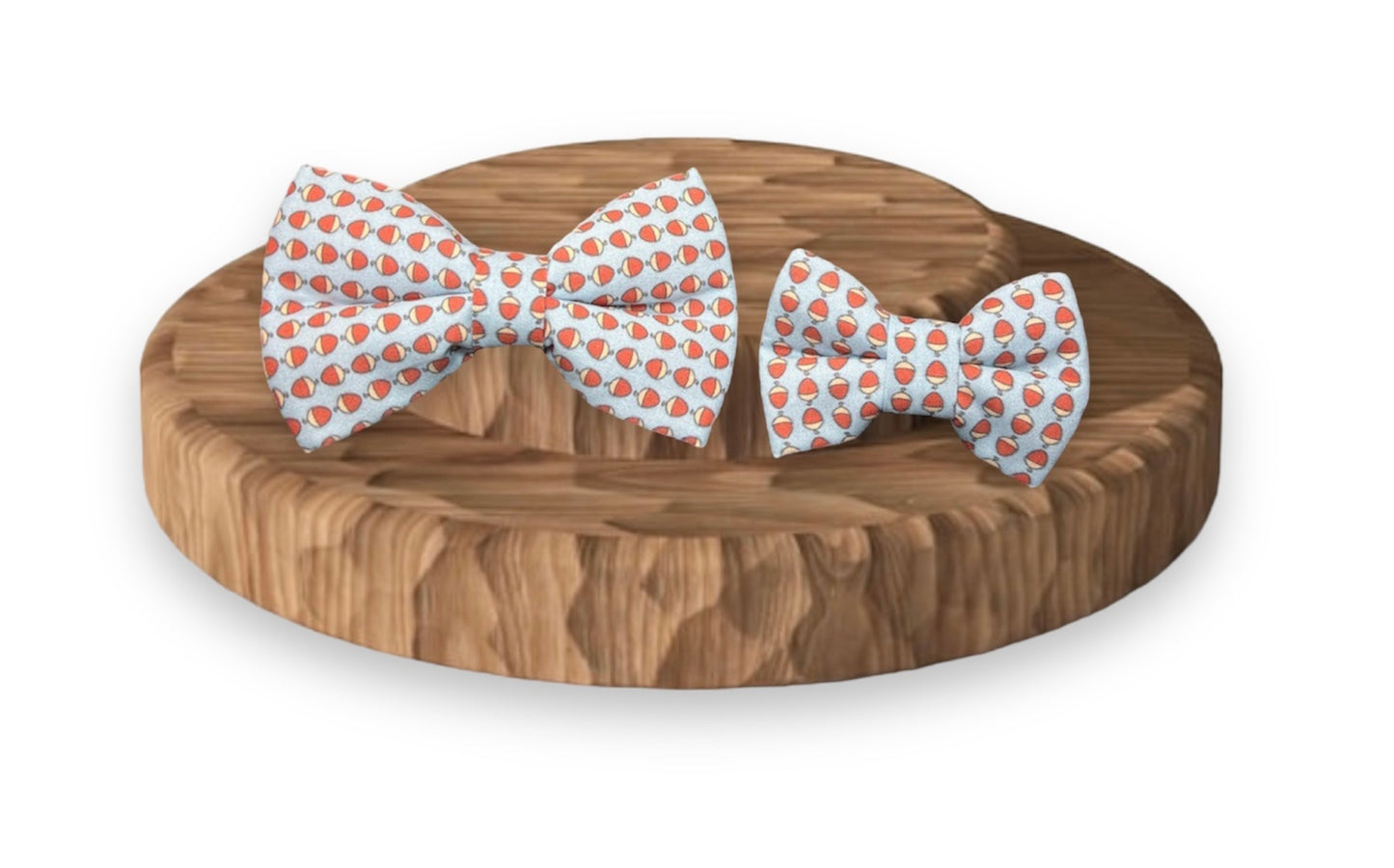 Acorn Bowtie